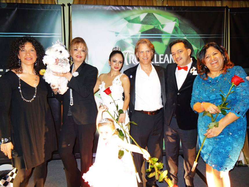 Maria Milito, Rose Ann Bolsany with Bella Mia, Ivon Reyes,  Gregg Oehler, Anthony Rubio, Ada Nieves at The New York Pet Fashion Show