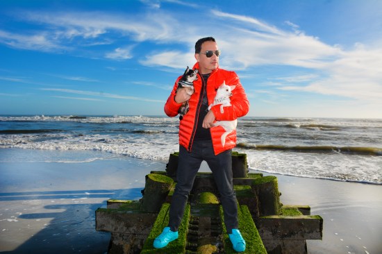 Anthony Rubio with Chihuahuas Bogie and Kimba visit Atlantic City Beach in December 