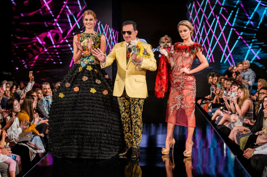 Anthony Rubio Women’s Wear and Canine Couture New York Fashion Week Photo by Johnathan Sutton of Prémium Paris