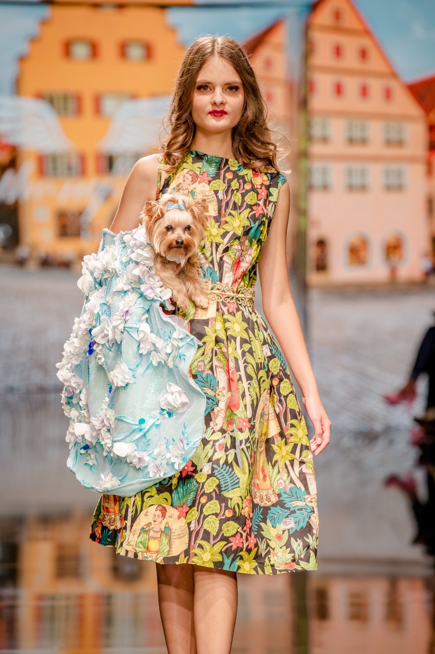 Anthony Rubio Women’s Wear and Canine Couture Los Angeles Fashion Week Photo by Johnathan Sutton of Prémium Paris