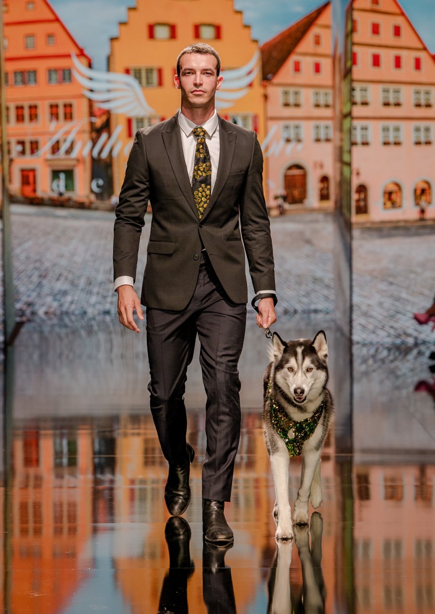 Anthony Rubio Women’s Wear and Canine Couture Los Angeles Fashion Week Photo by Johnathan Sutton of Prémium Paris