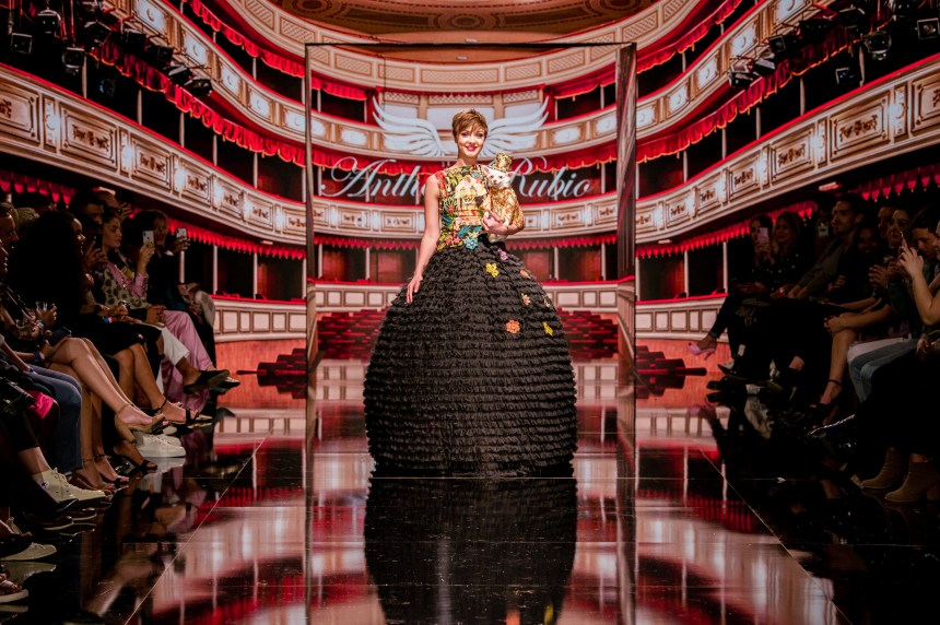 Anthony Rubio Women’s Wear and Canine Couture Los Angeles Fashion Week Photo by Johnathan Sutton of Prémium Paris