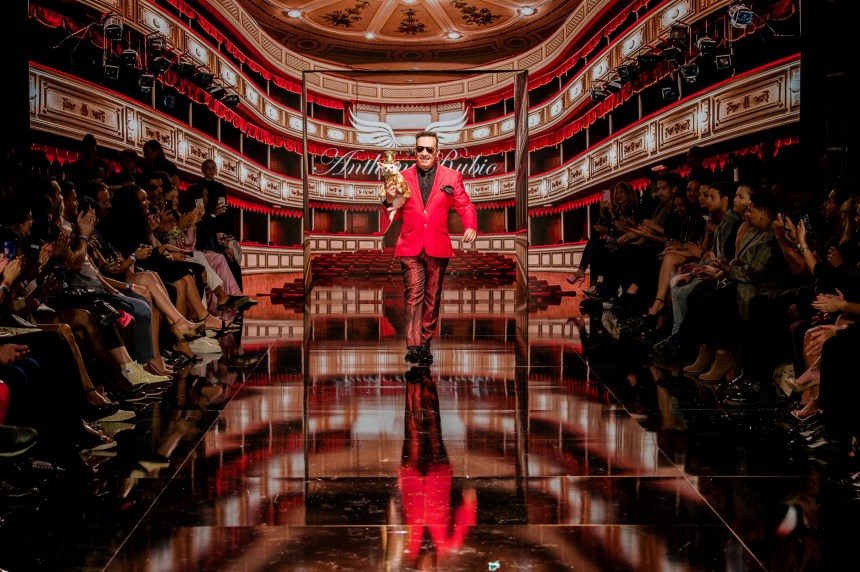 Anthony Rubio Women’s Wear and Canine Couture Los Angeles Fashion Week Photo by Johnathan Sutton of Prémium Paris